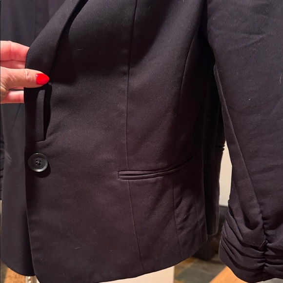 Express Black Blazer - Picture 5 of 6